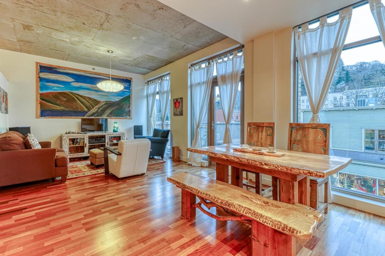 Oak Street Lofts Hotel Hood River Buitenkant foto